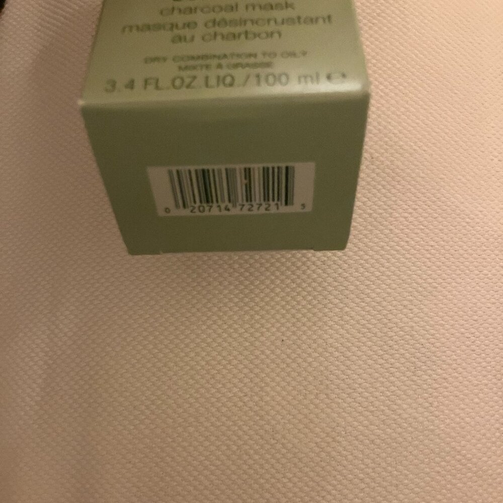 Clinique Pore Refining Solutions Charcoal Mask - Picture 3 of 3